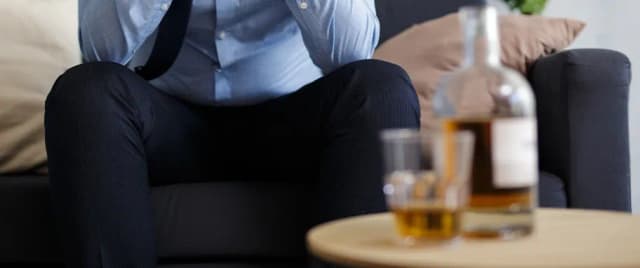 Picie alkoholu po radioterapii - poznaj zalecenia lekarzy i skutki zdrowotne Picie alkoholu po radioterapii - poznaj zalecenia lekarzy i skutki zdrowotne