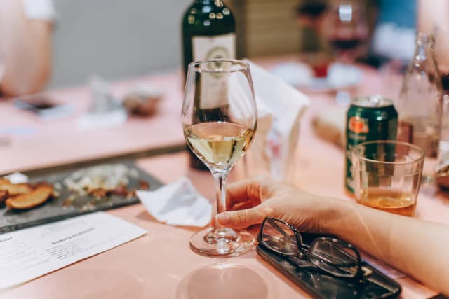 Czy przy nerwicy lękowej można pić alkohol - fakty, które musisz znać Czy przy nerwicy lękowej można pić alkohol - fakty, które musisz znać