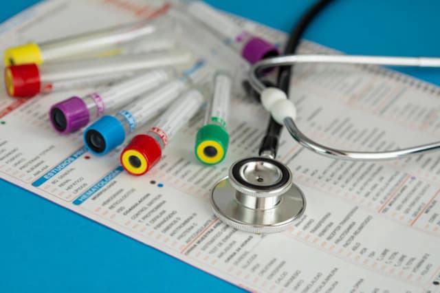 Badanie krwi u pediatry: kiedy sprawdzić poziom omega 3 dla dzieci? Badanie krwi u pediatry: kiedy sprawdzić poziom omega 3 dla dzieci?
