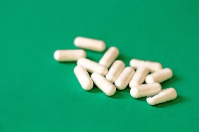 Łączenie alkoholu z antybiotykiem Amoksiklav - jakie są zagrożenia Łączenie alkoholu z antybiotykiem Amoksiklav - jakie są zagrożenia