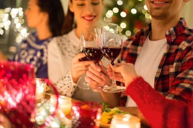 Czy można pić alkohol w Wigilię: fakty religijne i tradycje w rodzinie Czy można pić alkohol w Wigilię: fakty religijne i tradycje w rodzinie