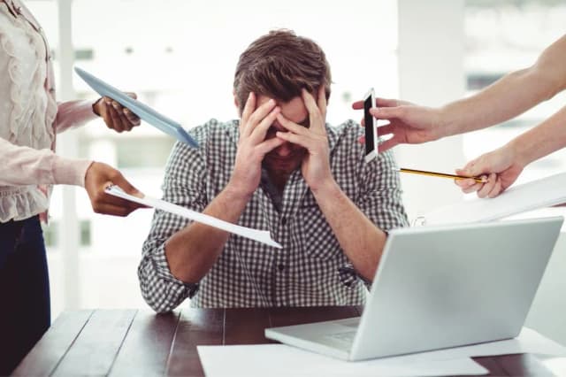 Czym są zaburzenia adaptacyjne? Objawy, przyczyny i skuteczne metody leczenia Czym są zaburzenia adaptacyjne? Objawy, przyczyny i skuteczne metody leczenia
